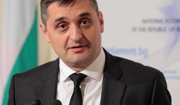Кирил Добрев във Враца: Който говори за разделение в БСП, явно работи за такова